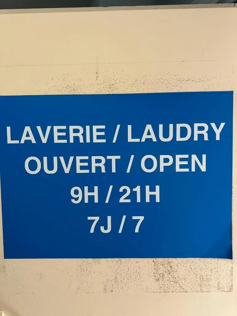 Apartment Un Studio De Charme Vue Mer & Piscine D'Exception Cannes