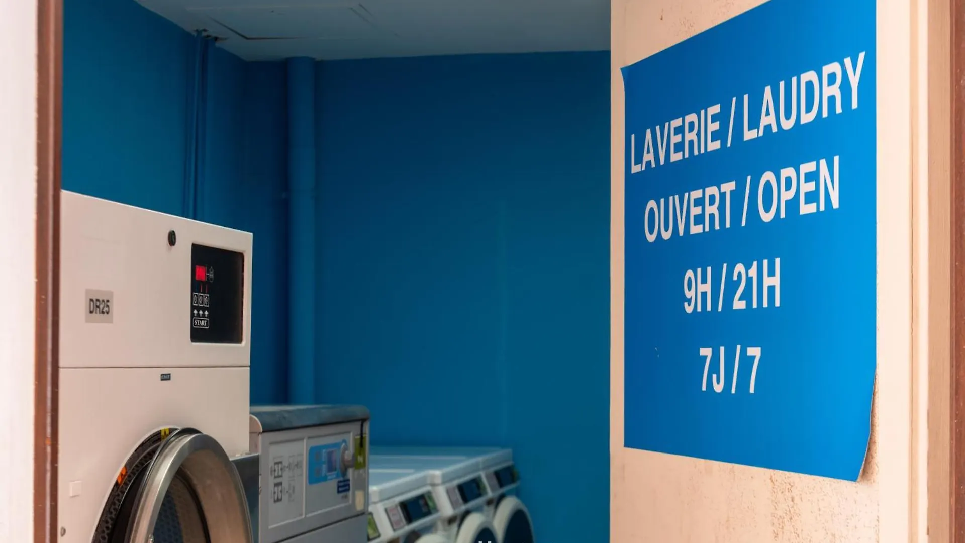 Un Studio De Charme Vue Mer & Piscine D'Exception 0*, Cannes