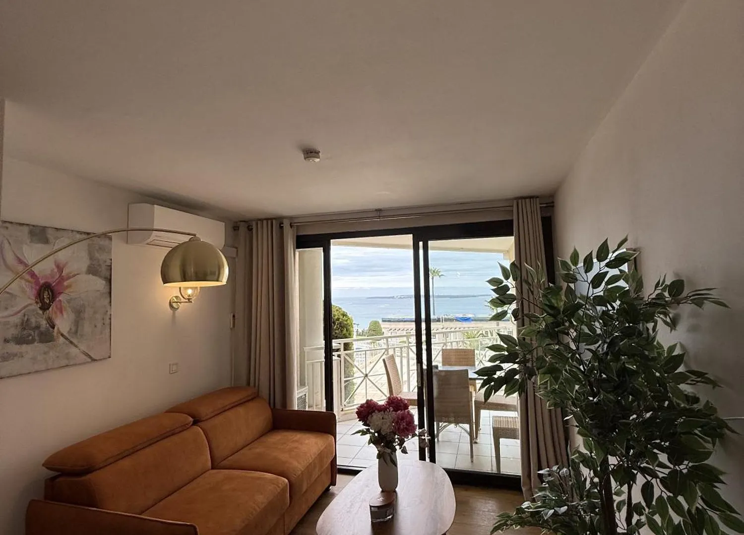 Un Studio De Charme Vue Mer & Piscine D'Exception Apartment