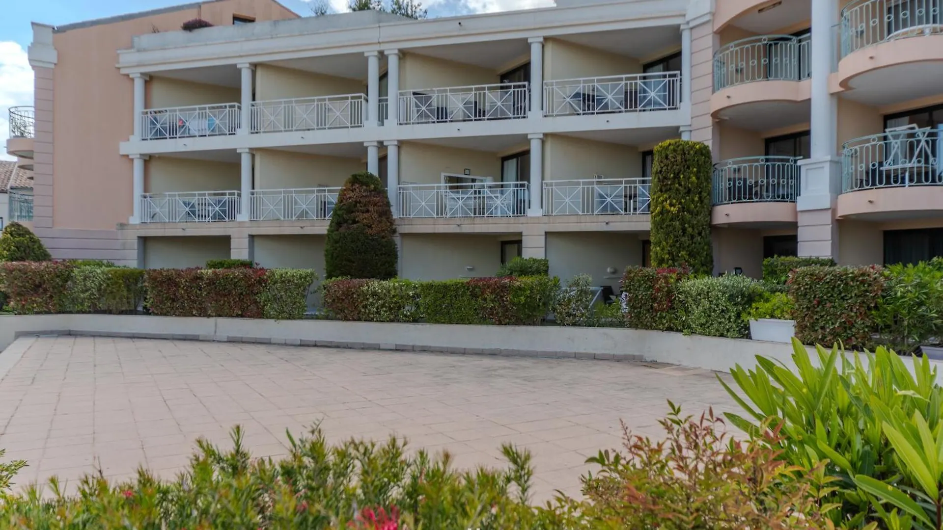 Un Studio De Charme Vue Mer & Piscine D'Exception 0*, Cannes